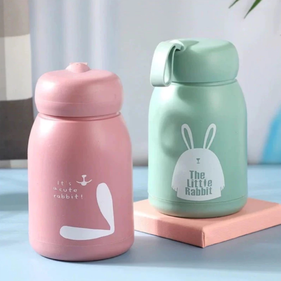 ZÉRA Mom Club. Glass Bottle (Random Colour)