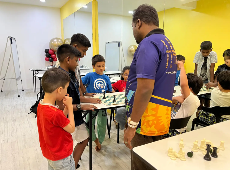 ZÉRA Mom Club. Road to Grandmaster - Chess Class